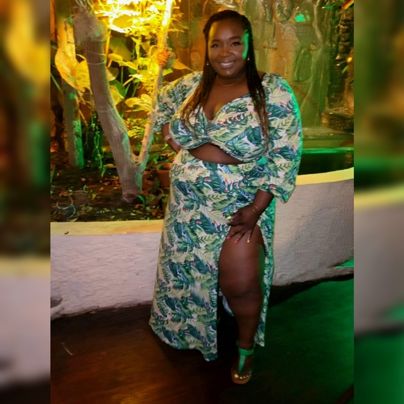 Rebdolls 2 Piece Maxi - Picture 2 of 2